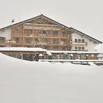Hotel Hotel&chalet Montana 4*