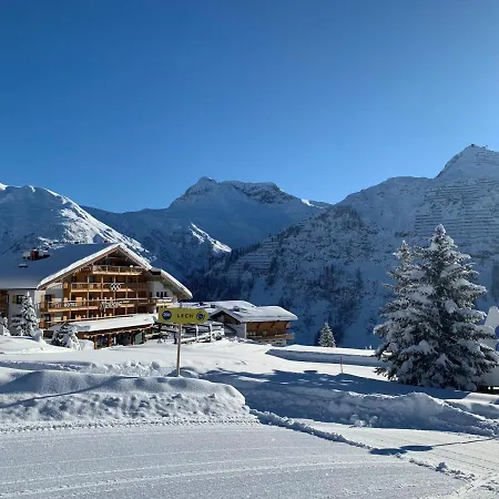 & Montana 4* Lech am Arlberg