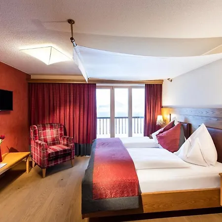 & Montana Hotel Lech am Arlberg